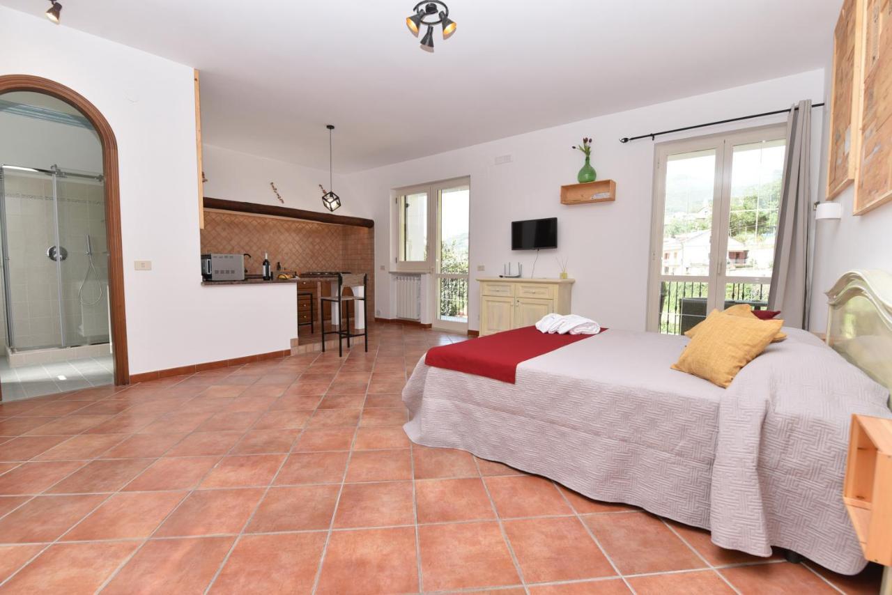 Chez Luke Apartments In อาเจโรลา ภายนอก รูปภาพ