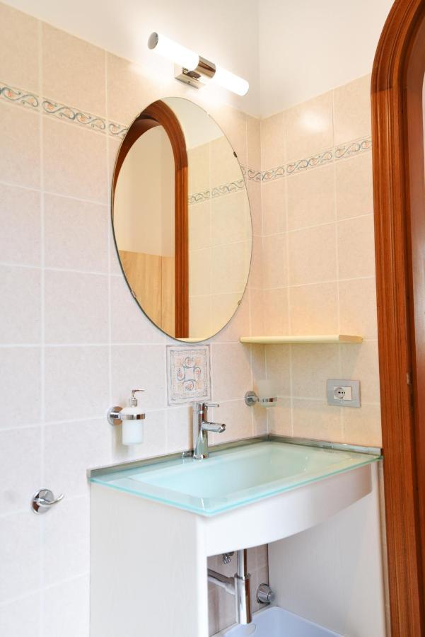 Chez Luke Apartments In อาเจโรลา ภายนอก รูปภาพ