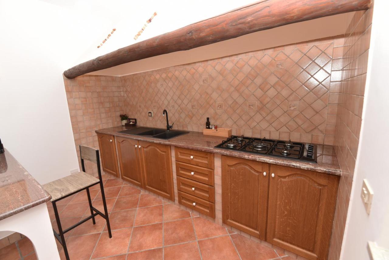 Chez Luke Apartments In อาเจโรลา ภายนอก รูปภาพ
