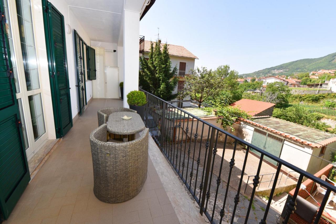 Chez Luke Apartments In อาเจโรลา ภายนอก รูปภาพ