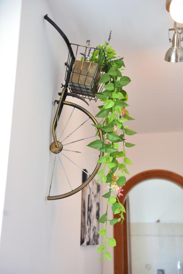 Chez Luke Apartments In อาเจโรลา ภายนอก รูปภาพ